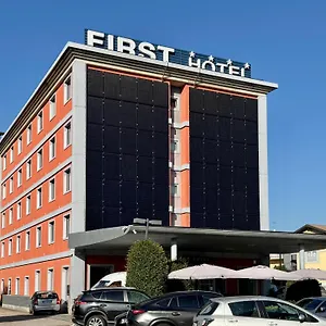 https://first-hotel-malpensa.italymilanhotels.net